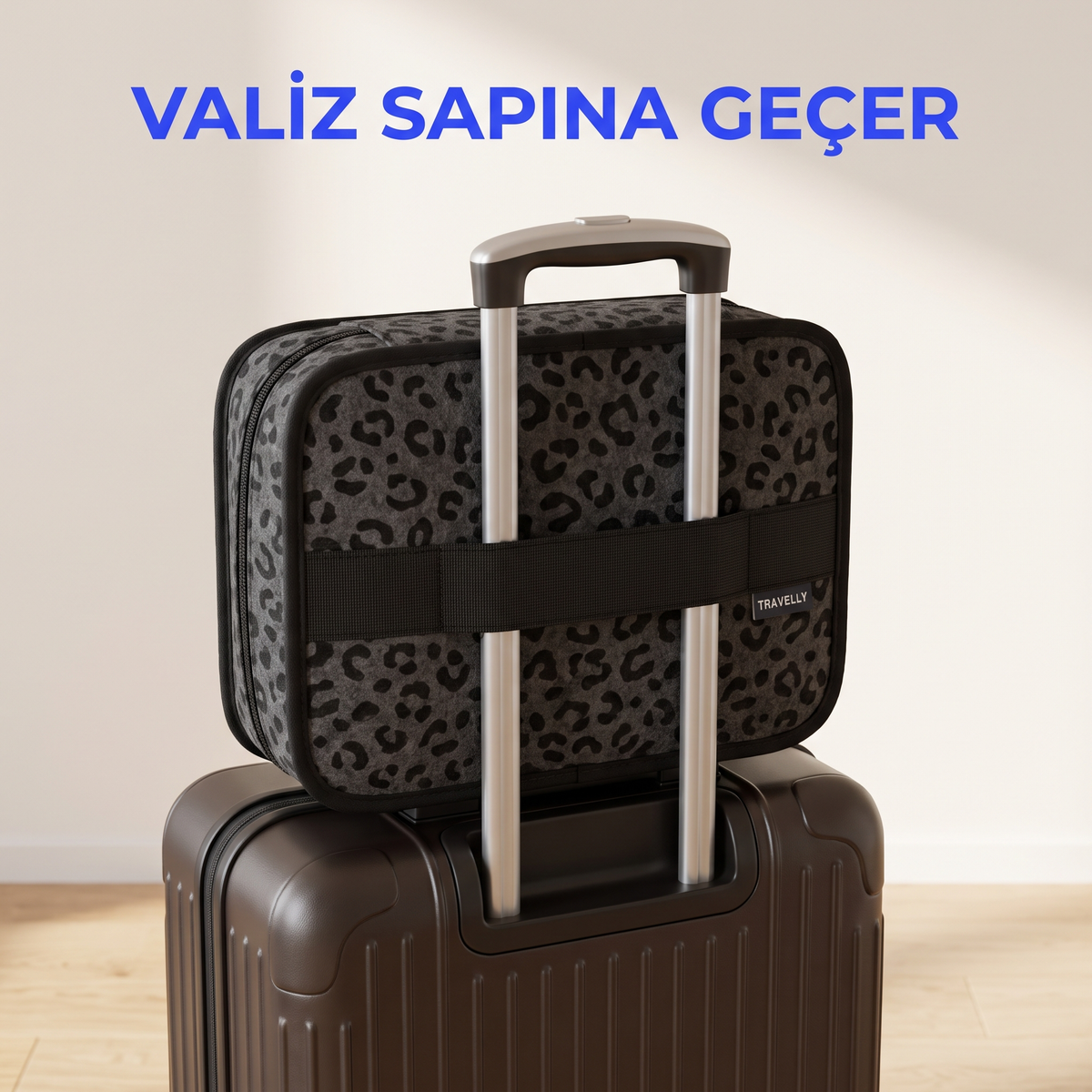 Valiz sapına geçirilmiş ayakkabı hurcu